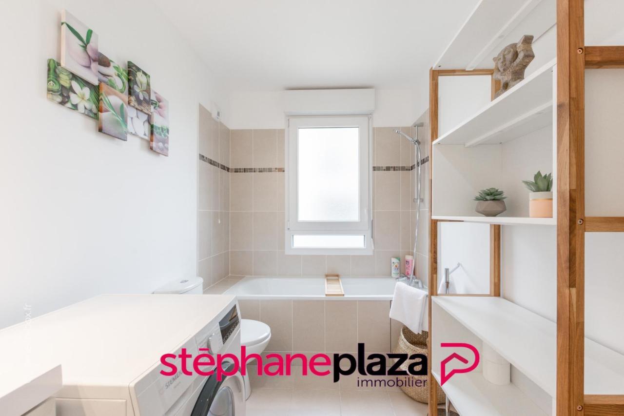 Plaza Parc 01 Apartment Montevrain Exterior photo