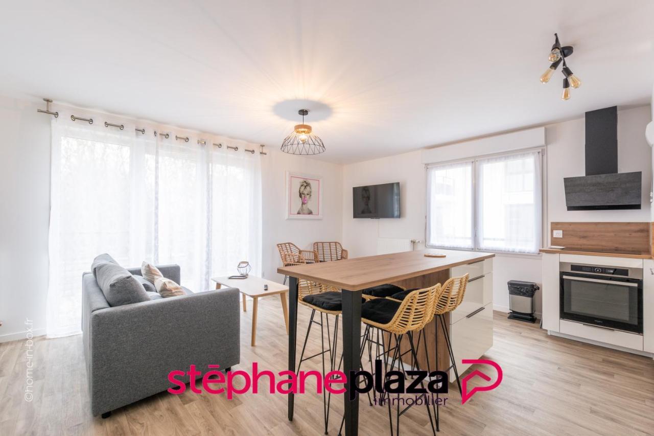 Plaza Parc 01 Apartment Montevrain Exterior photo